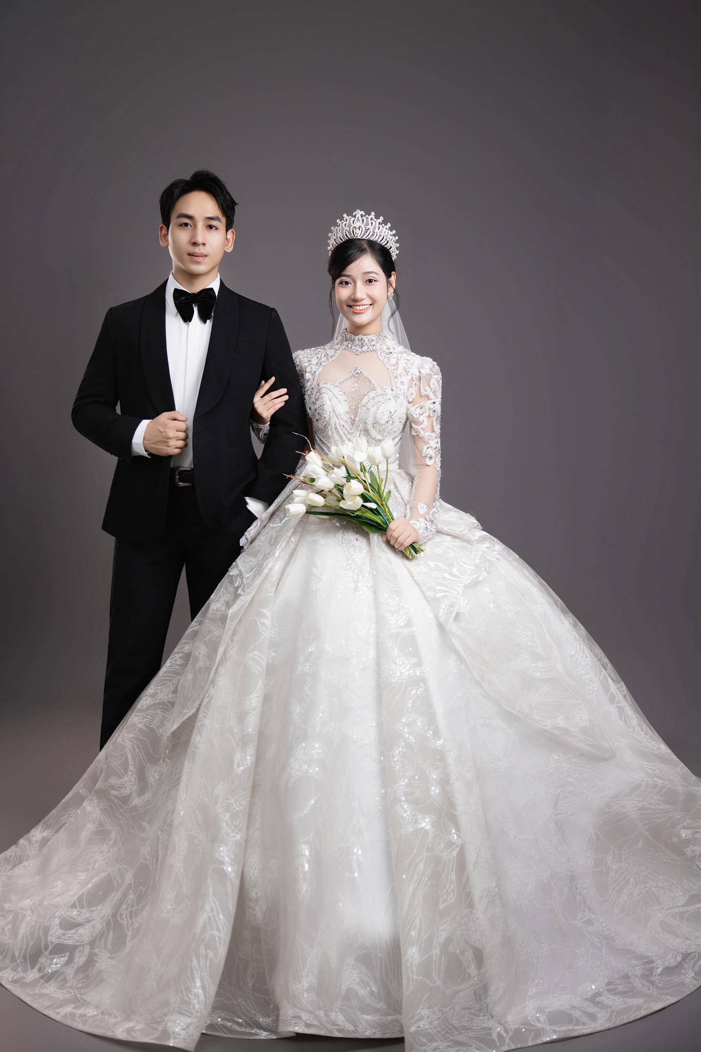 Xin chụp hình với “Hỏa Vương đẹp trai nhất làng xiếc”, 9 tháng sau cô gái “đổi vai” làm vợ- Ảnh 5.