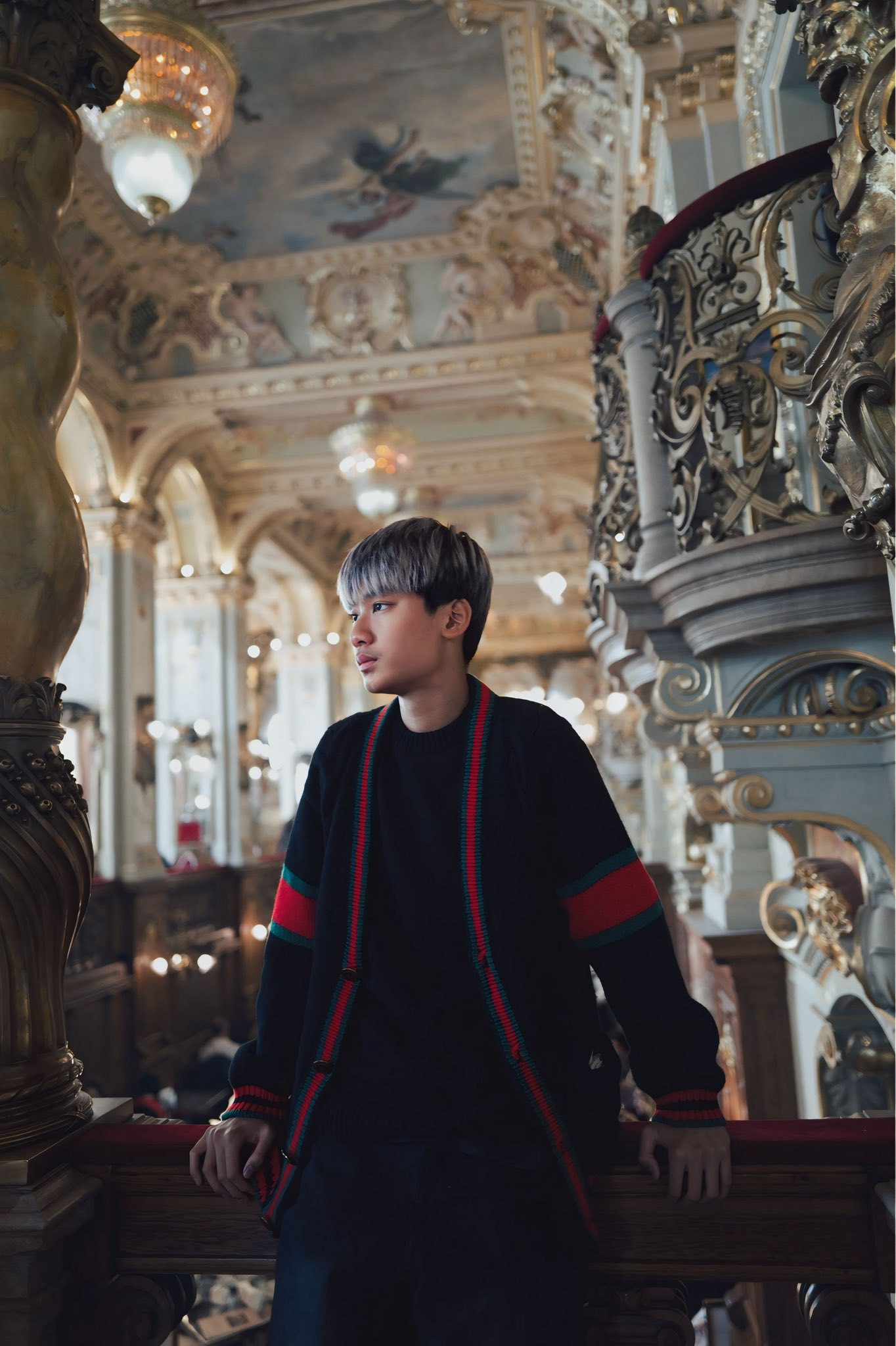 Con trai Lệ Quyên 14 tuổi có chiều cao vượt trội - Ảnh 5.