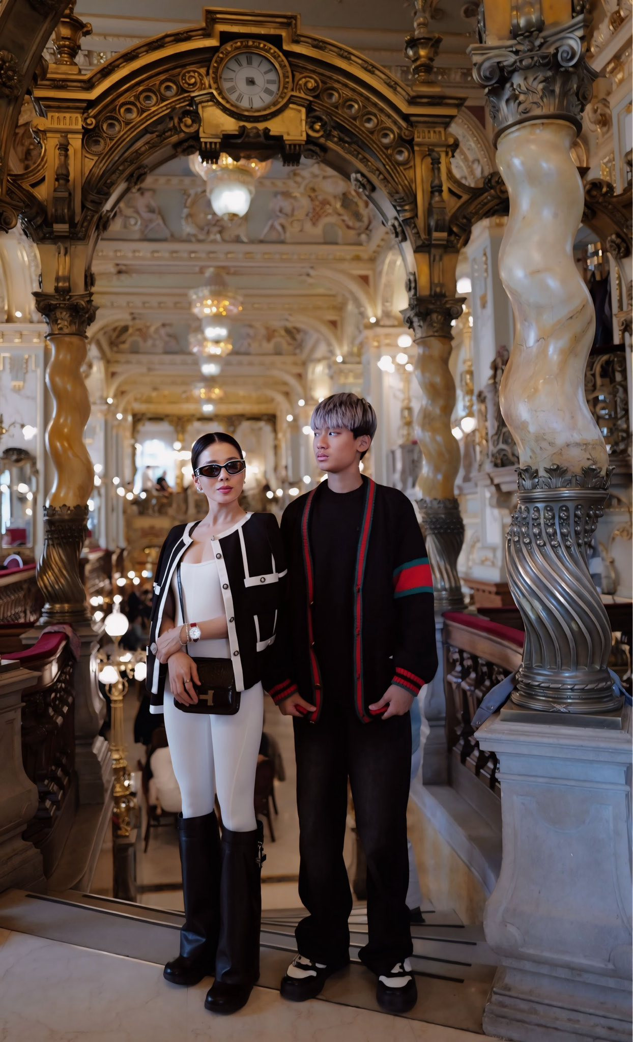 Con trai Lệ Quyên 14 tuổi có chiều cao vượt trội - Ảnh 6.