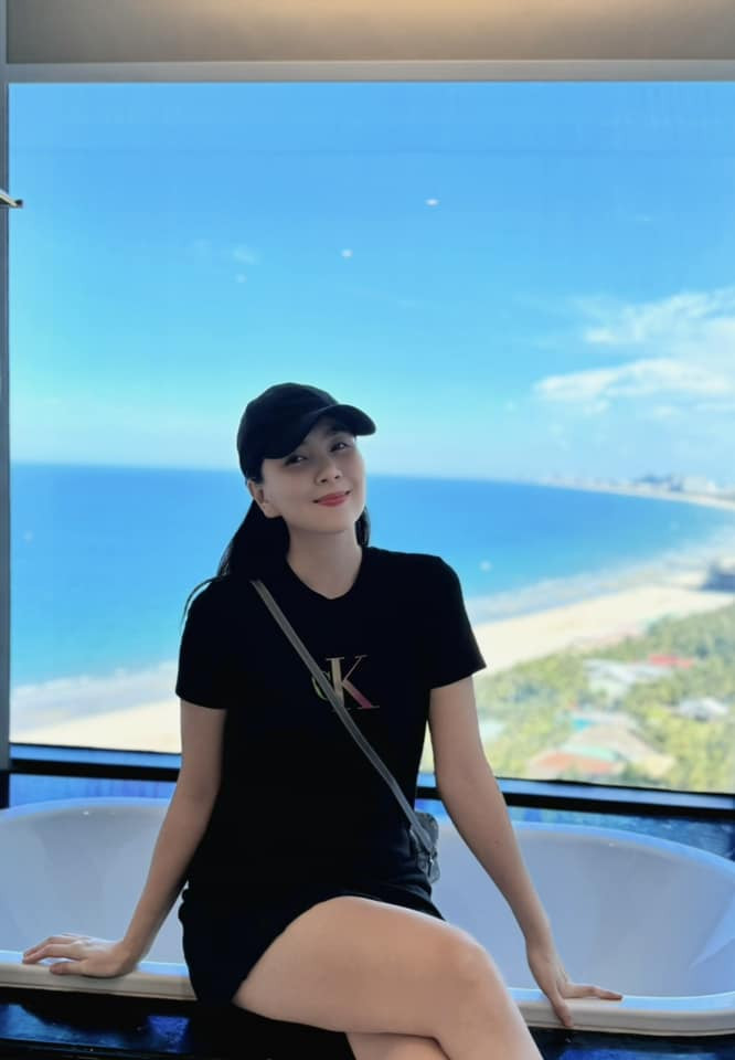 Học MC Mai Ngọc cách phối đồ xuống phố - Ảnh 7.