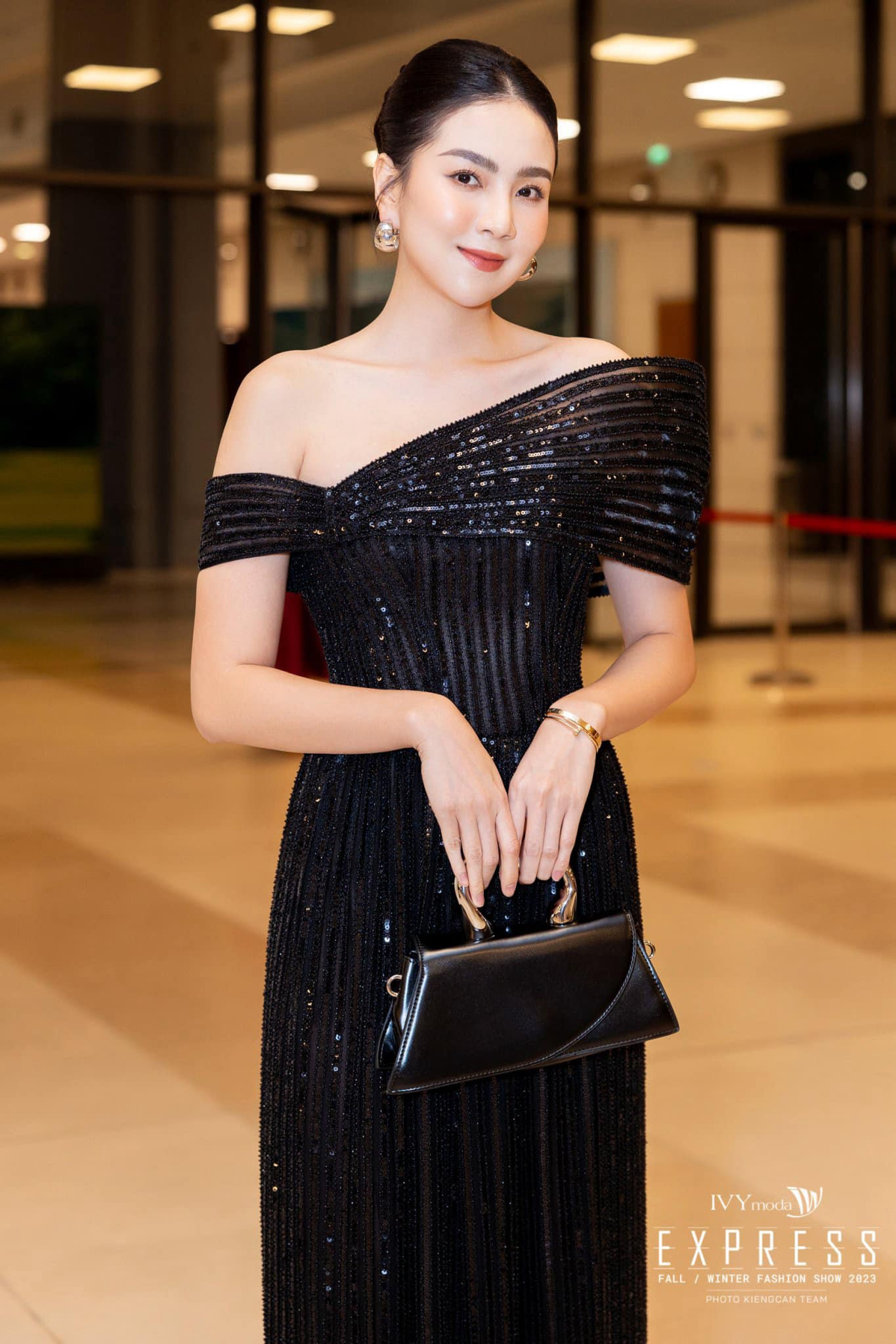 Học MC Mai Ngọc cách phối đồ xuống phố - Ảnh 11.