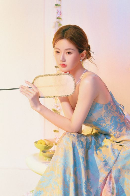 Sau hôm nay, thứ Tư 31/12/2025, 3 con giáp vận trình hanh thông, sự nghiệp thăng tiến 'như cá chép hóa rồng', tài lộc tăng vùn vụt - Ảnh 1