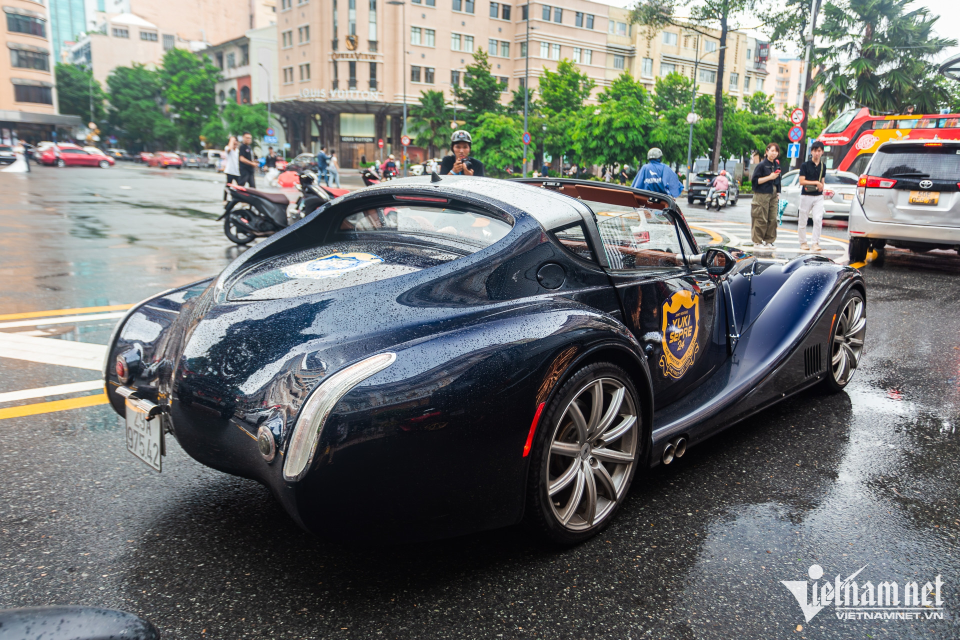 W-sieu xe morgan 3.JPG.jpg