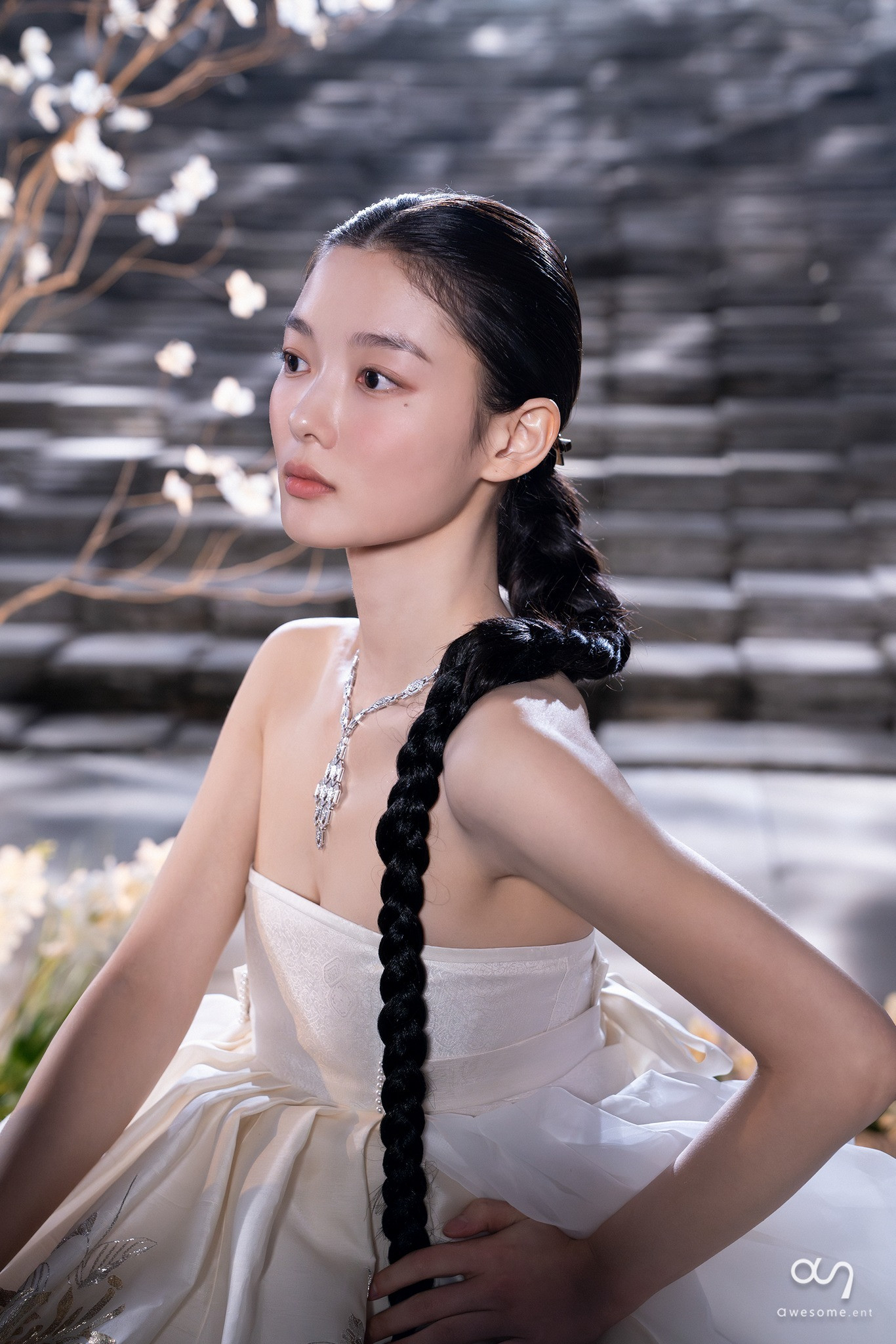 Em gái quốc dân Kim Yoo Jung lột xác ấn tượng ngày càng đẹp chấn động