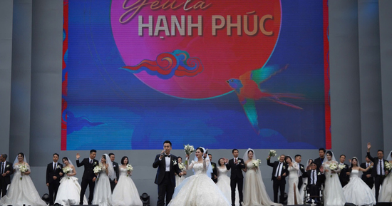 80 cặp đôi cùng viết nên khoảnh khắc đẹp trong Ngày hội Việt Nam Hạnh Phúc 2025