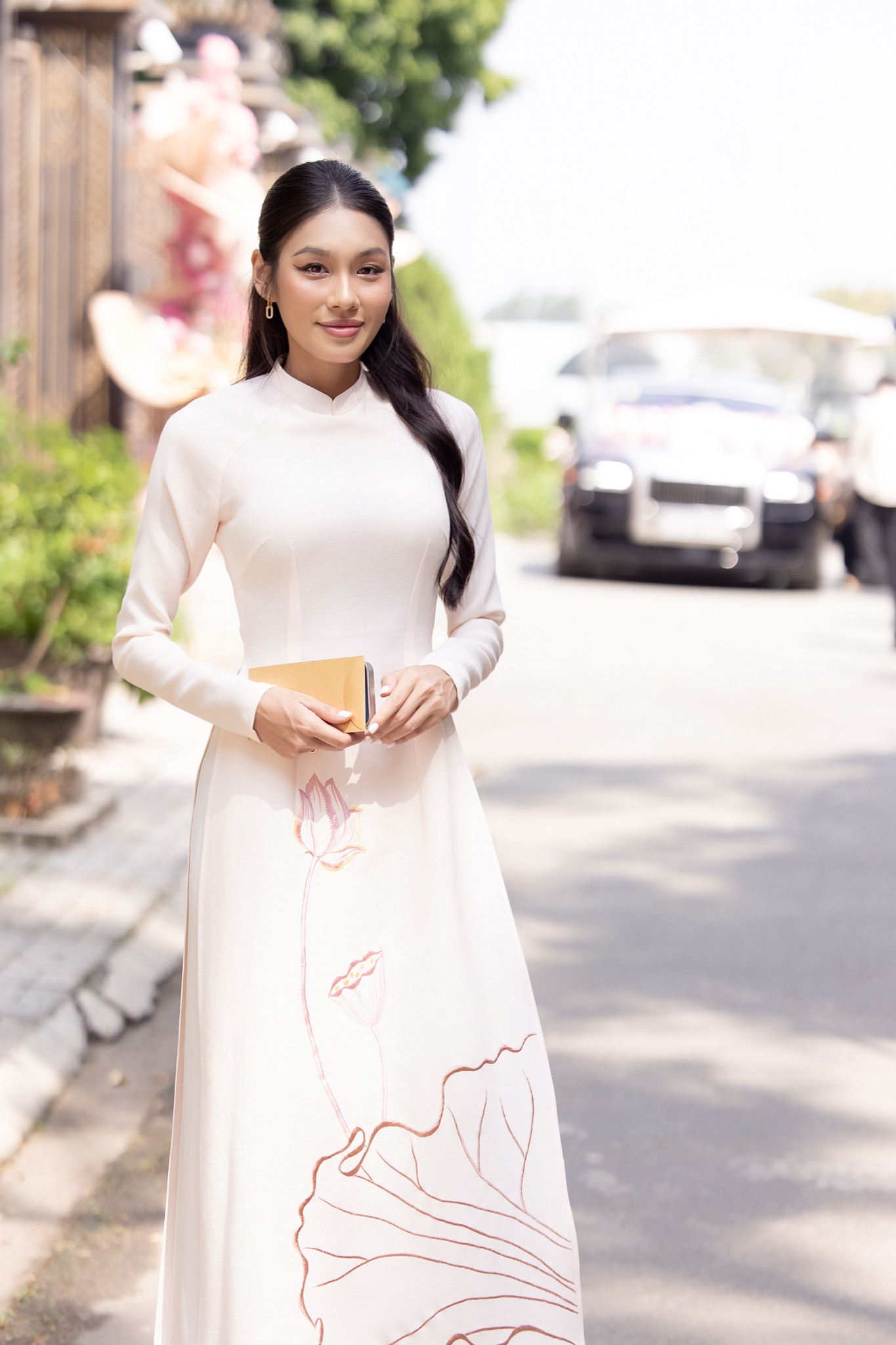 Bóc thông tin khủng về dàn khách mời dự siêu đám cưới của Tiên Nguyễn