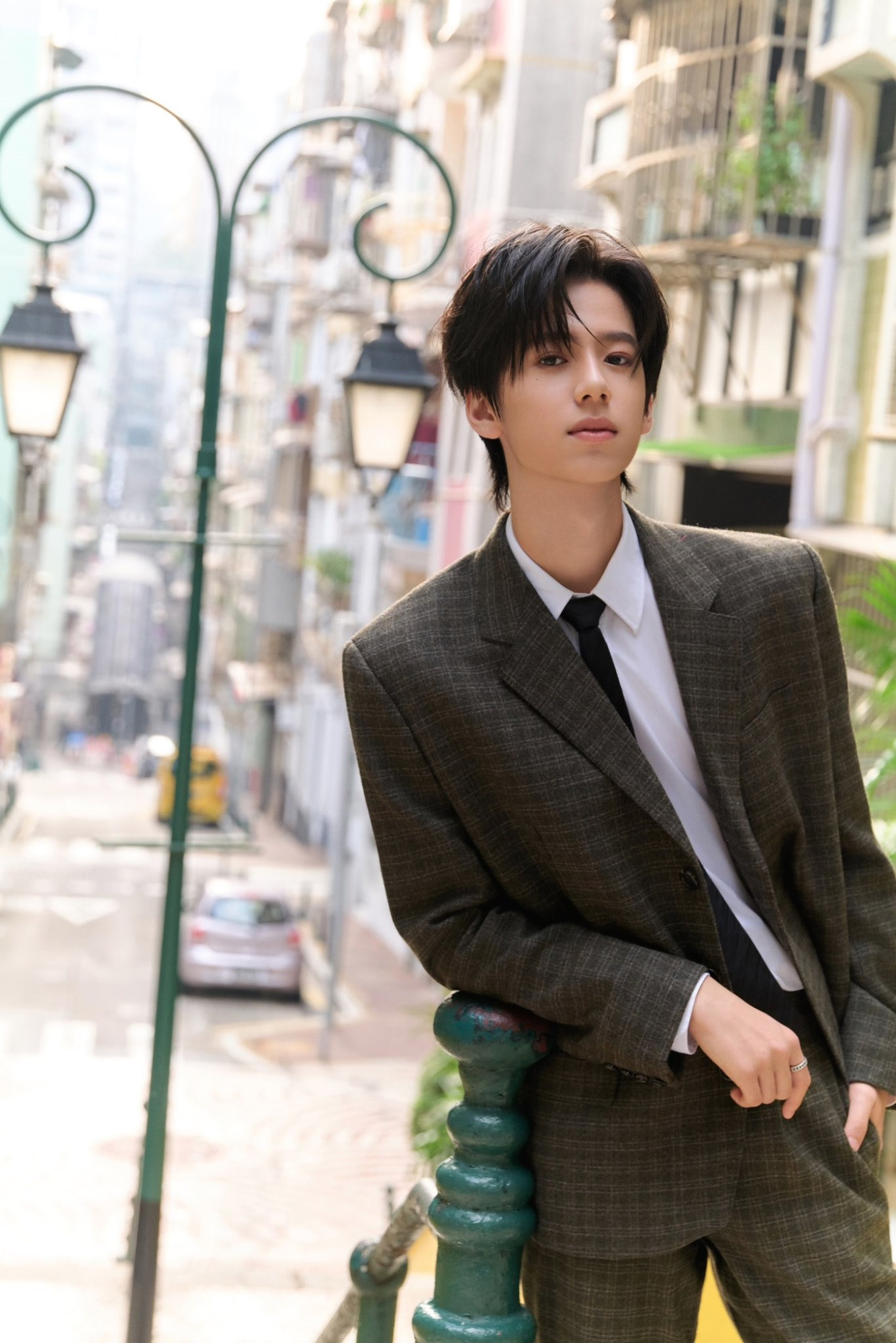 Lộ diện nam diễn viên 'gây sốt' vì quá giống nam thần Trương Lăng Hách - Ảnh 3