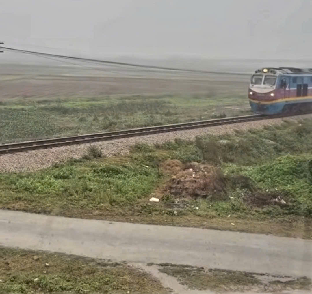 ô tô   đường sắt 2.jpg