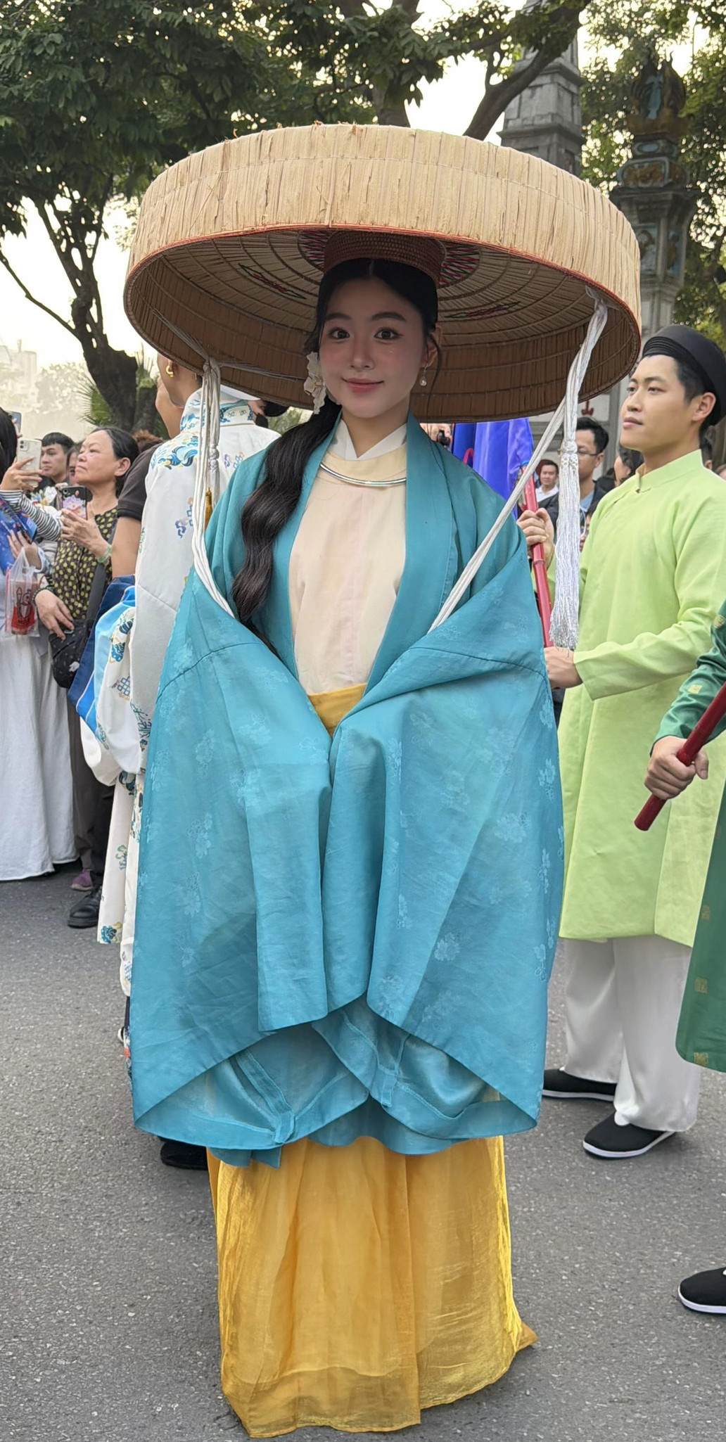 Cam thường bắt trọn nhan sắc nổi bật của con gái MC Quyền Linh