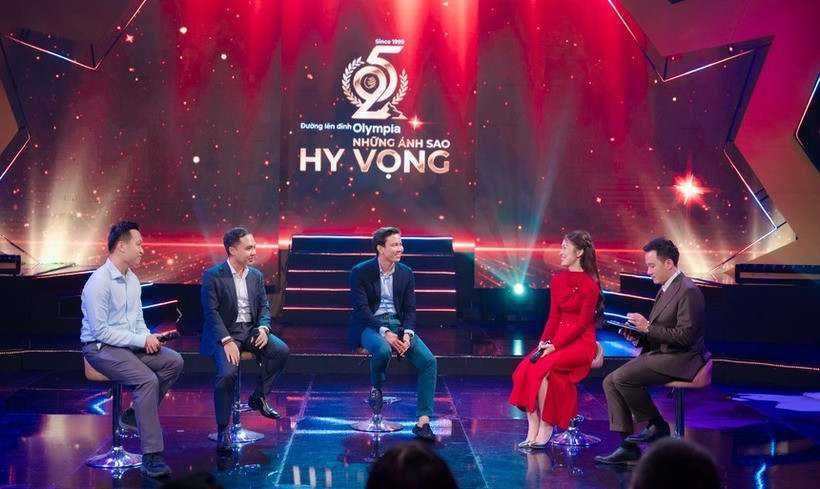 Anh Đặng Việt Dũng tham gia chương trình Đường lên đỉnh Olympia năm thứ 4. Ảnh: VTC News