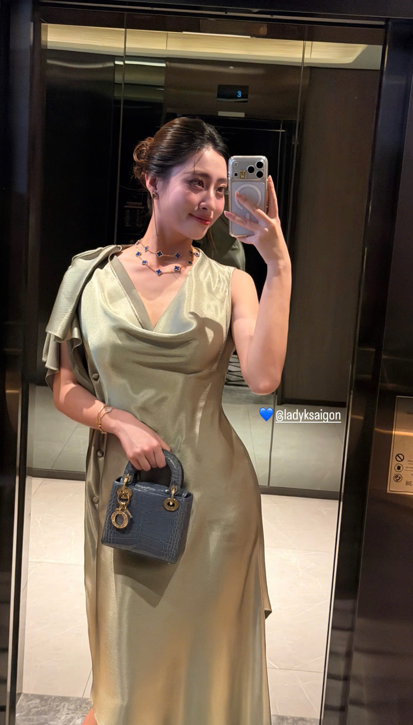 Lương Thùy Linh diện cây đồ hơn nửa tỷ sang chảnh chưa từng thấy tại đám cưới con gái tỷ phú