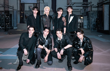 Stray Kids, nhóm K-pop đầu tiên 8 lần ra mắt liên tiếp giữ vị trí số 1 Billboard