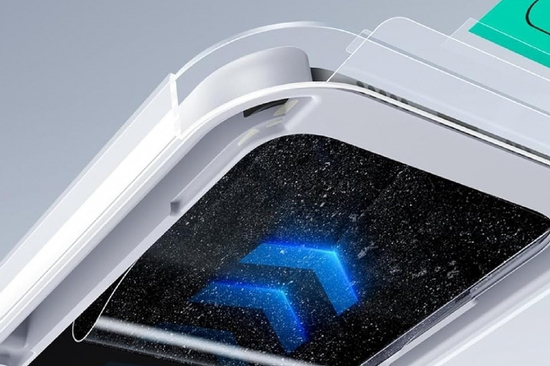 Tưởng bảo vệ máy, miếng dán màn hình lại làm iPhone 17 tệ hơn