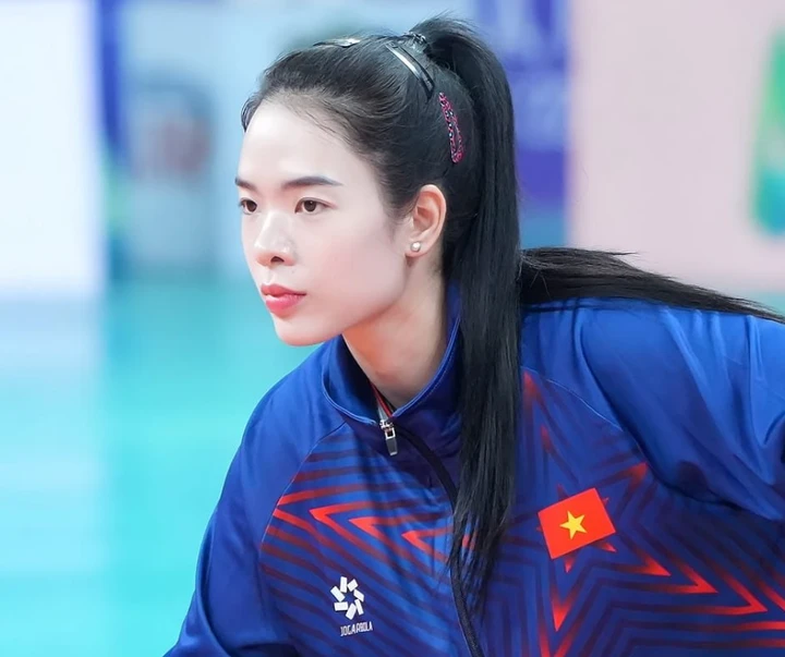 Lê Thanh Thuý (Hải Phòng) sinh năm 1995 là thành viên lâu năm của đội tuyển bóng chuyền nữ Việt Nam.