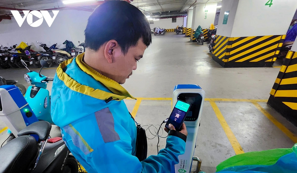 nhieu ham chung cu o ha noi chi nhan gui xe dien, chua co cho sac vi lo chay no hinh anh 3