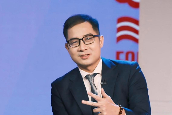 Thêm một kênh truyền hình đóng cửa, MC Tú Linh và nhiều BLV ngậm ngùi chia tay