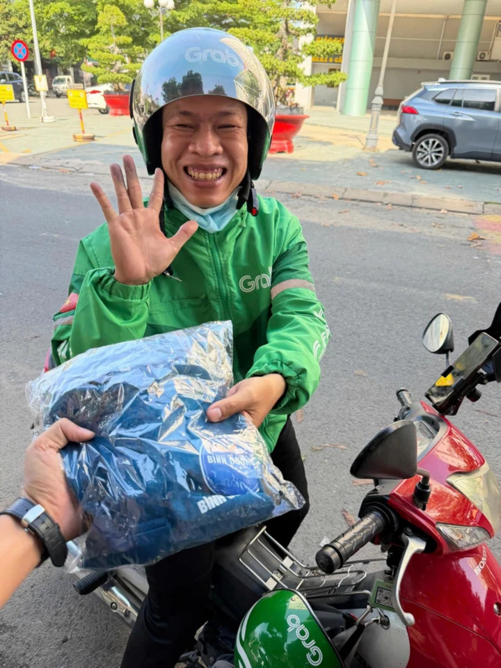 Tốt nghiệp đại học ở tuổi 36 - 2