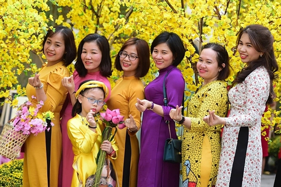 Dự báo thời tiết mùng 4 Tết Ất Tỵ: Nắng xuân rực rỡ trở lại miền Bắc