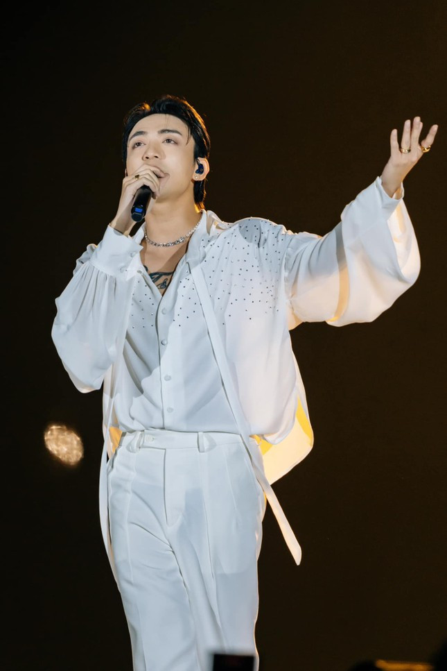 Tự sự của người đu show Chông gai ảnh 3