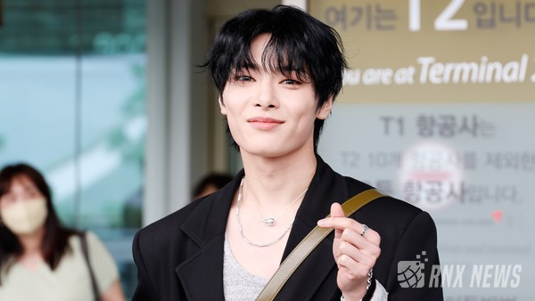 7 thần tượng K-pop sinh năm rắn sẽ tỏa sáng trong năm Ất Tỵ ảnh 1