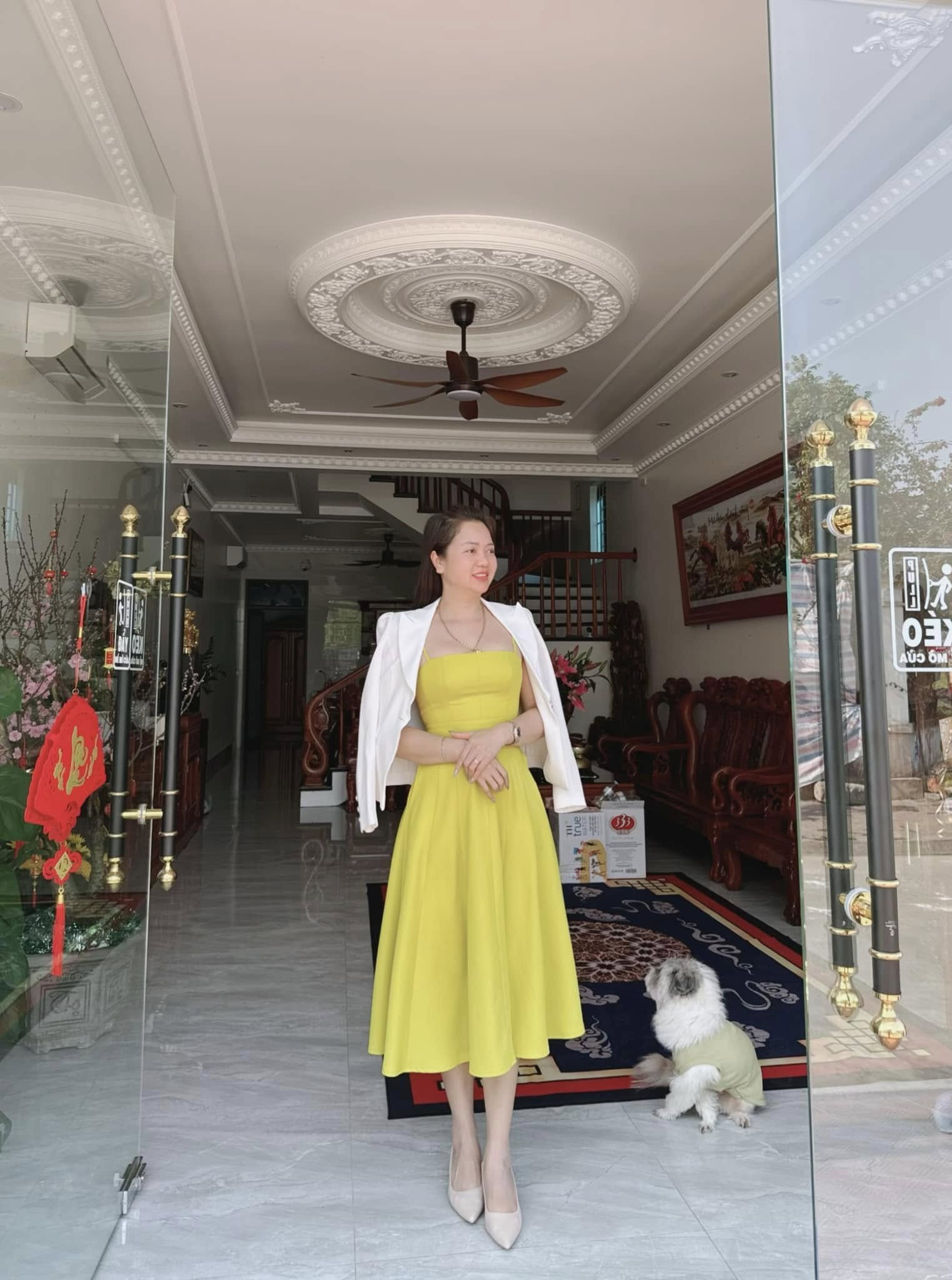 Bạn gái Hiệp Gà như gái đôi mươi - Ảnh 3.