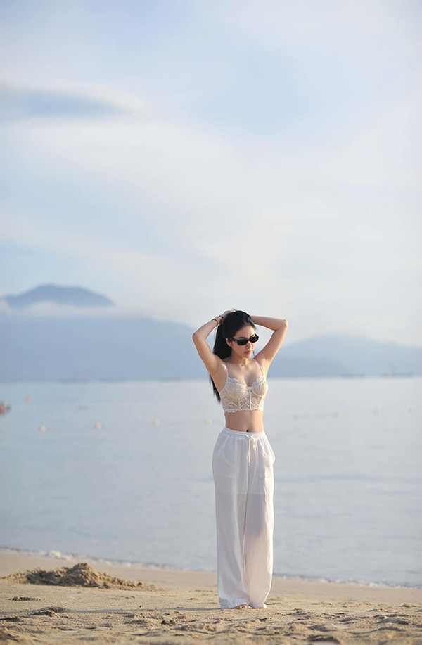 hoa hau ngoc anh 7.jpg