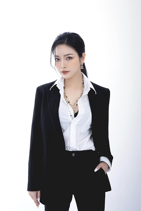 hoa hau ngoc anh 8.jpg