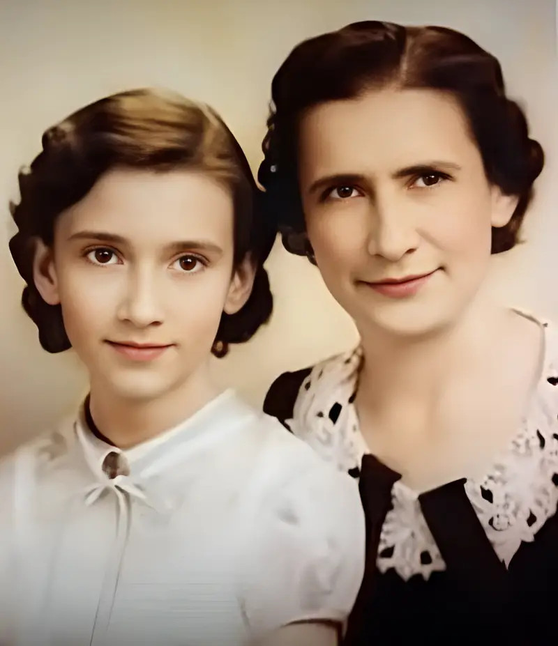 marilyn vos savant and her motherenhanced