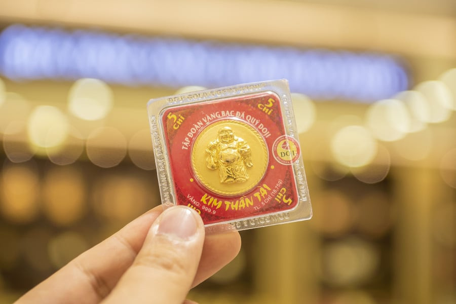 vang 1124 1739435384703636385832