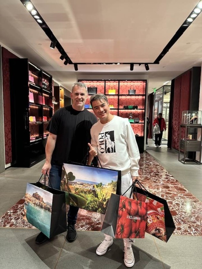 Đàm Vĩnh Hưng bị dồn đến cùng, đối mặt với nguy cơ mất hàng chục triệu USD trong vụ kiện của tỷ phú Mỹ, hiện sống ra sao?- Ảnh 3.