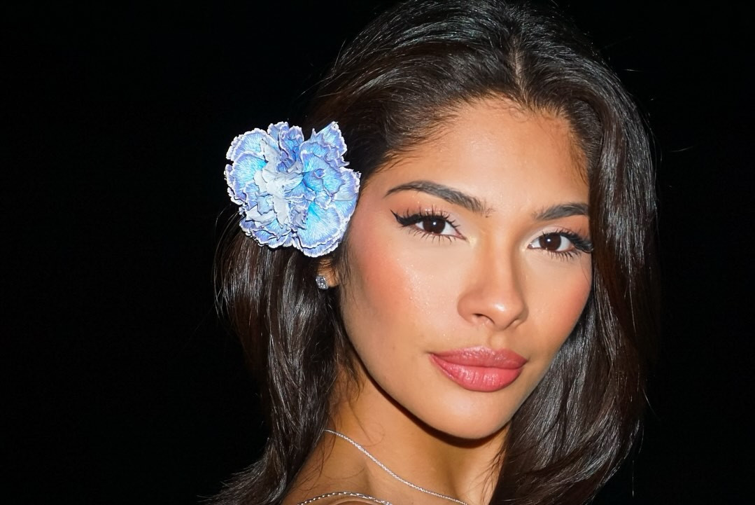 Hoa hậu đẹp nhất thế giới khoe dáng với bikini ảnh 19