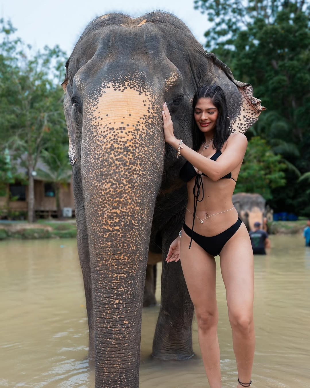 Hoa hậu đẹp nhất thế giới khoe dáng với bikini ảnh 13