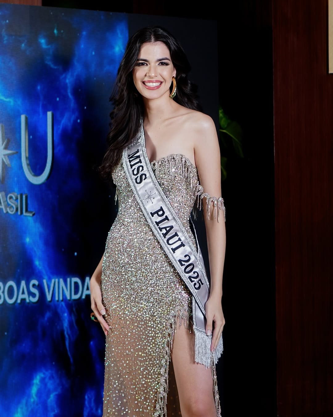 Nhan sắc tân Hoa hậu Hoàn vũ Brazil gây tranh cãi ảnh 14