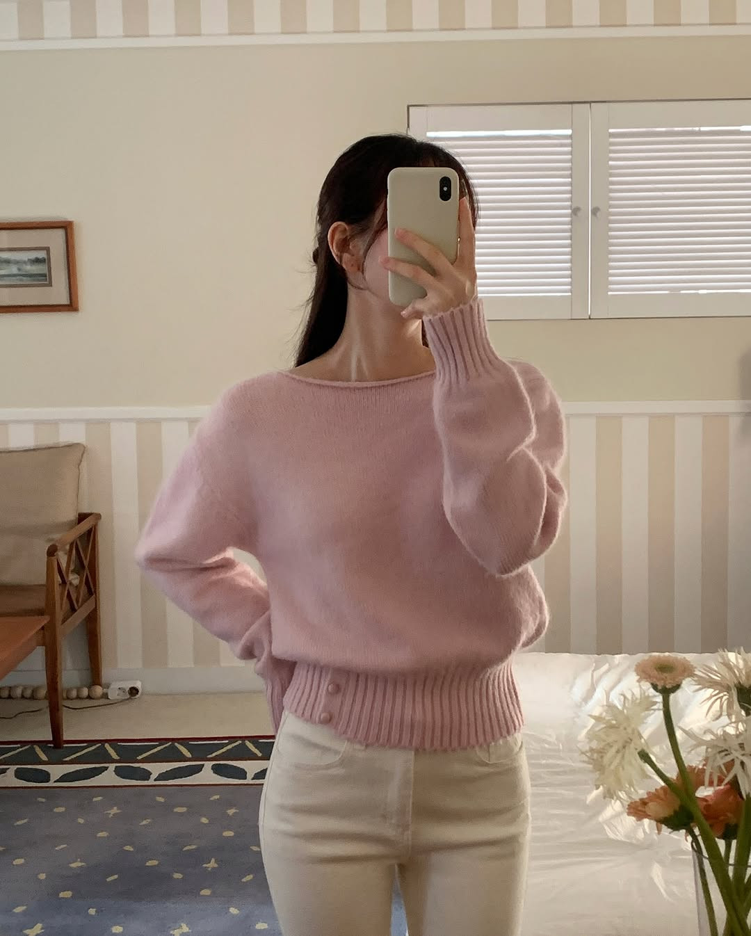 Phụ nữ ngo&agrave;i 30 tuổi sẽ trẻ trung hơn khi phối m&agrave;u trắng với 5 m&agrave;u sau - Ảnh 9.