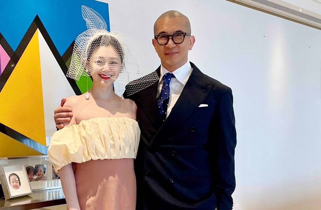 2237679 1739073772981276559744 1