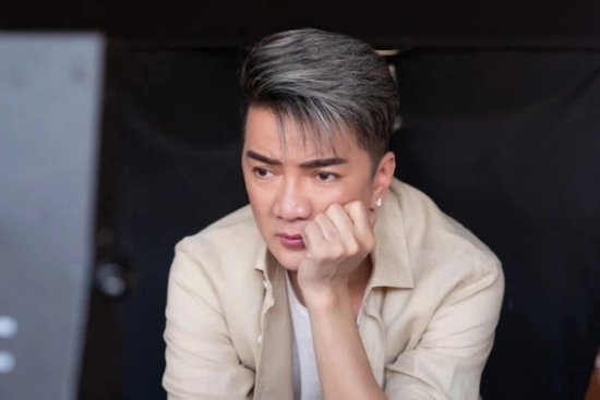 Đàm Vĩnh Hưng cảnh báo