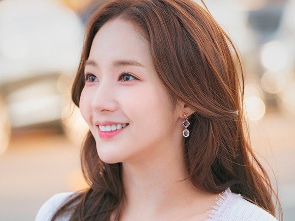 Đúng 18h hôm nay, ngày 16/2/2025, 3 con giáp được Thần Tài ưu ái, ban phát LỘC khủng, Hào Quang tỏa sáng, chạm tay vào may mắn - Ảnh 3