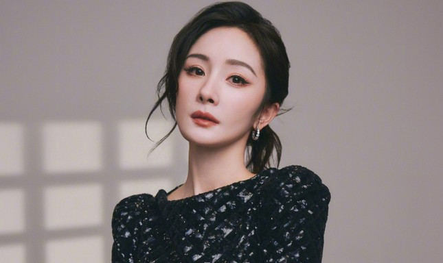 Triệu Lệ Dĩnh đối đầu Dương Mịch ảnh 4