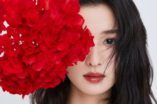 Trong 3 ngày đầu tuần (17, 18, 19/2), 3 con giáp Quý Nhân giúp đỡ, tương lai rực sáng