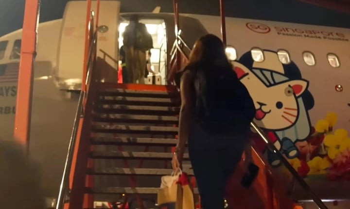 Chị thức dậy lúc 4h để bắt chuyến bay sớm và đến văn phòng lúc 7h45. (Ảnh: NX)