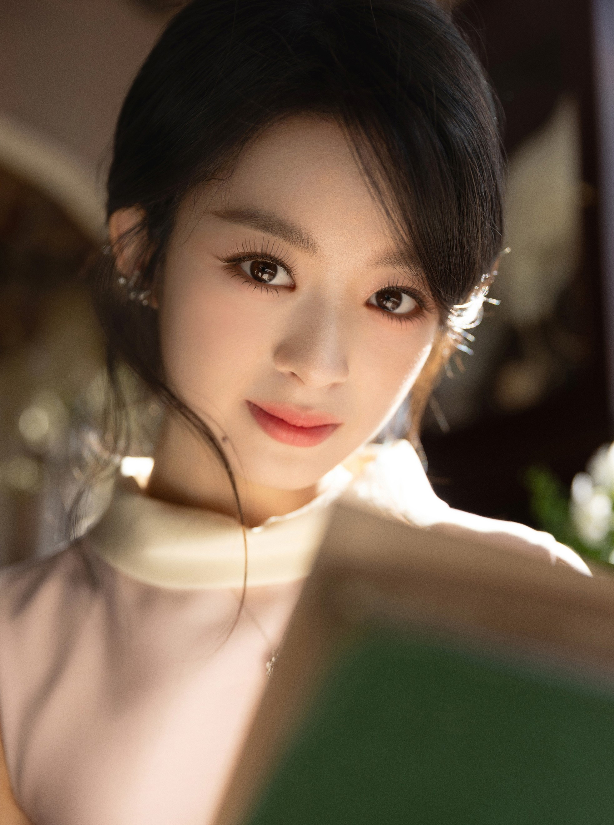 Cô gái 17 tuổi được ví là tiểu Triệu Lệ Dĩnh ảnh 1