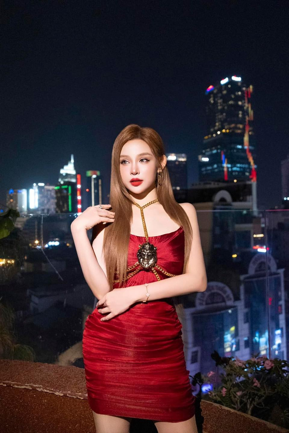 3 mỹ nhân tuổi Tỵ xinh đẹp viên mãn sở hữu khối tài sản khổng lồ showbiz Việt