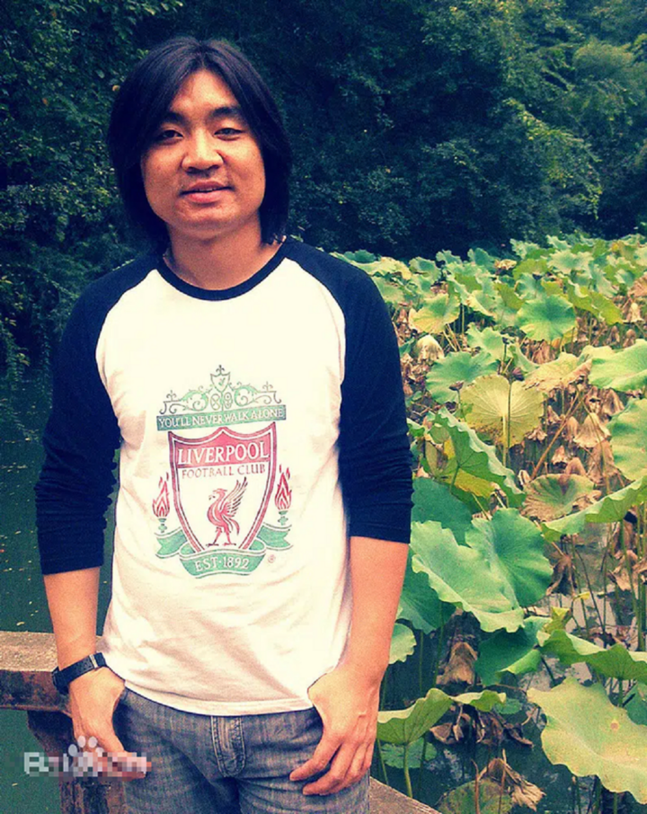 Vương Lỗi là nhà sản xuất âm nhạc, doanh nhân có tiếng của Trung Quốc.