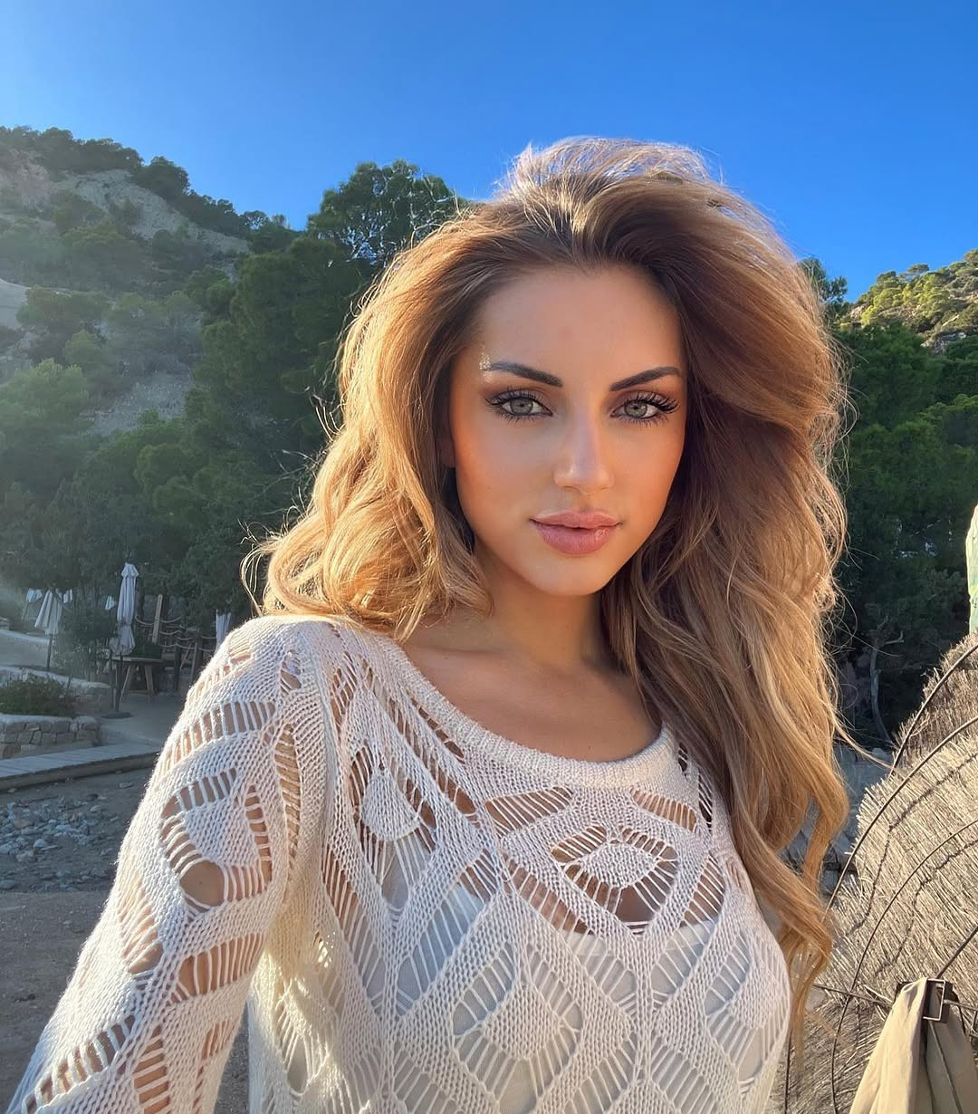 Tân Hoa hậu Bỉ được khen ảnh 14