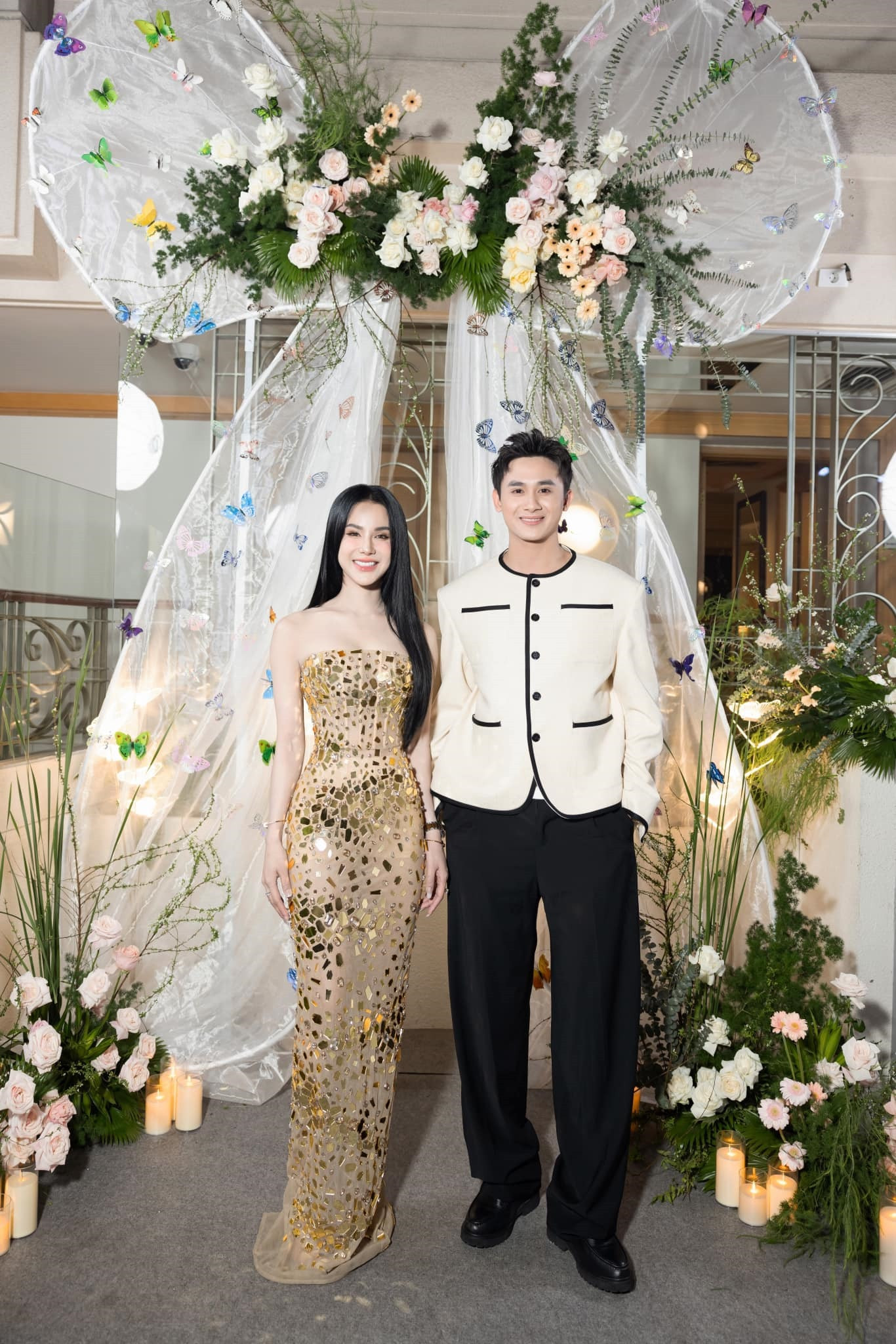 Sự nghiệp kém tiếng của bạn trai kém 11 tuổi yêu Diệp Lâm Anh