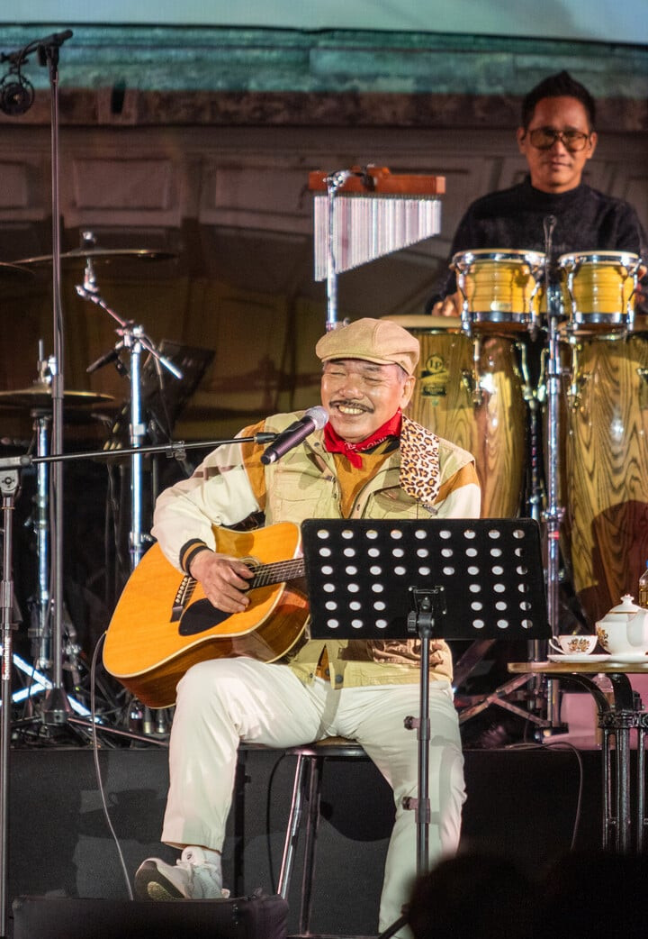 hi 08692 72683 16111894 1737374189163 17373741894491672265429