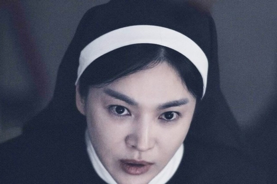 ‘Dark Nuns’: Song Hye Kyo chưa tỏa sáng