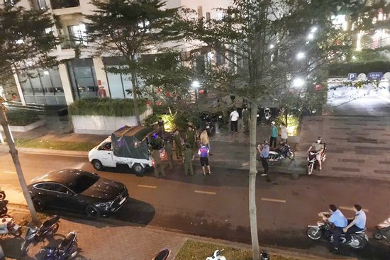 Điều tra vụ thanh niên khoả thân rơi từ lầu cao ở chung cư TPHCM
