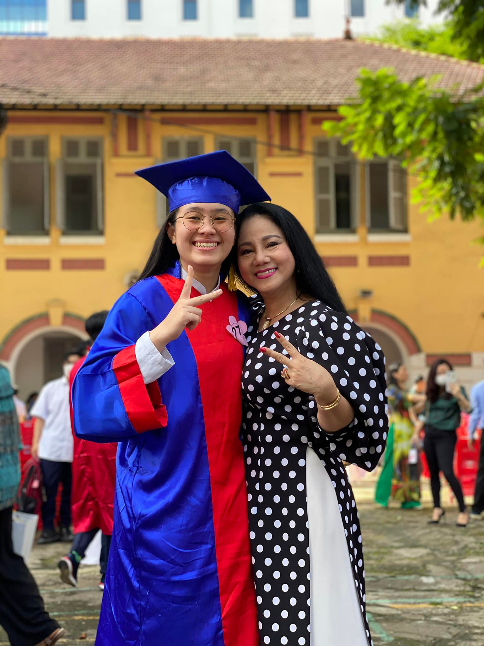 Nữ ca sỹ muốn dành hết tình yêu thương cho con gái.