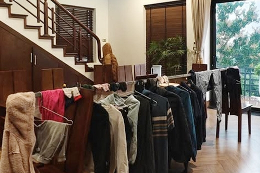 Ông bố ở Phú Thọ bật quạt hong quần áo mùa nồm khiến hơn 2.000 người tranh cãi